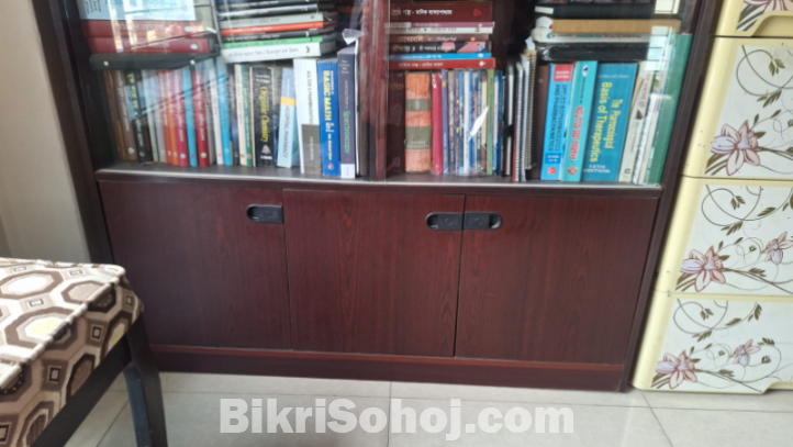 Book shelf/ Showcase (used)